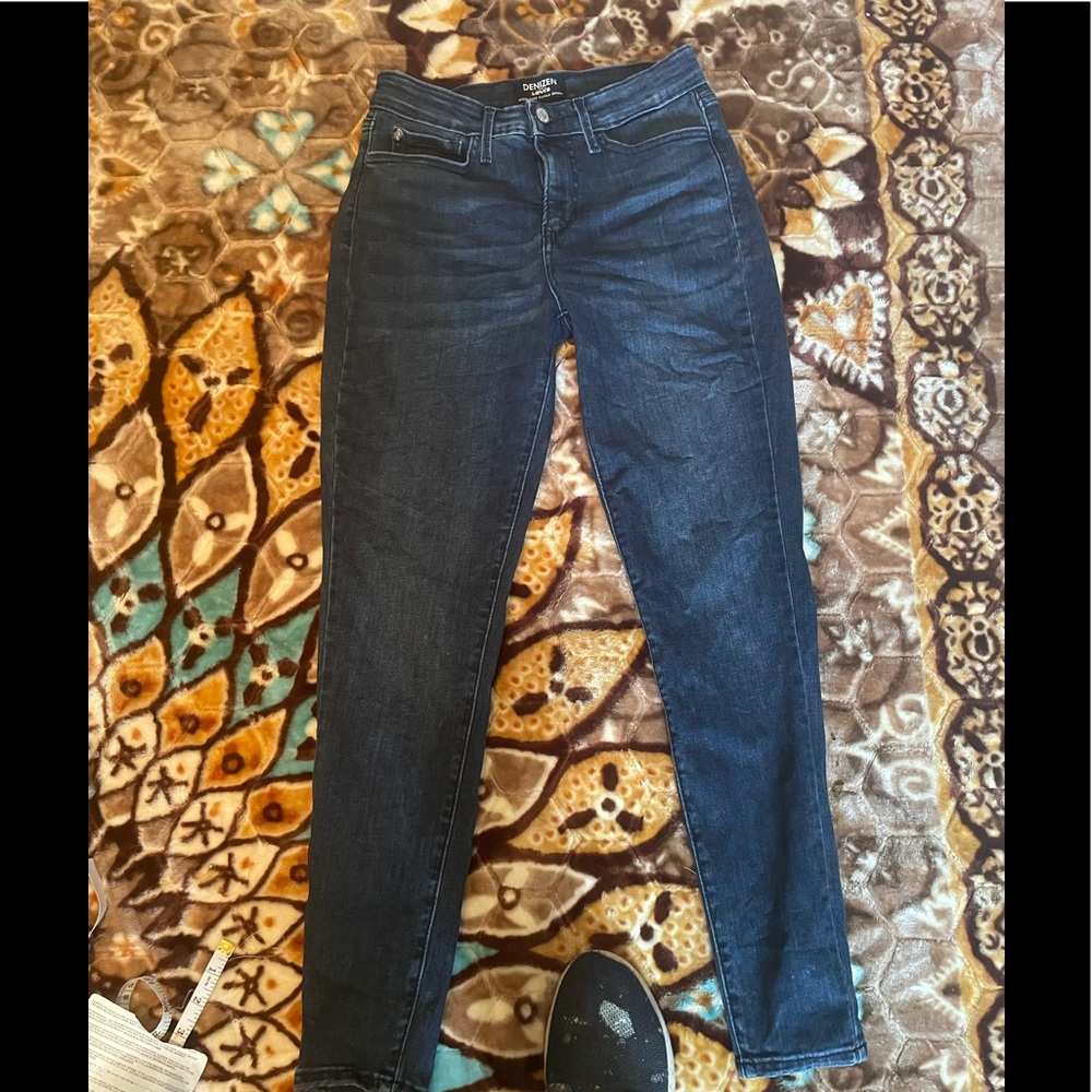 Like new woman’s Levi’s jeans